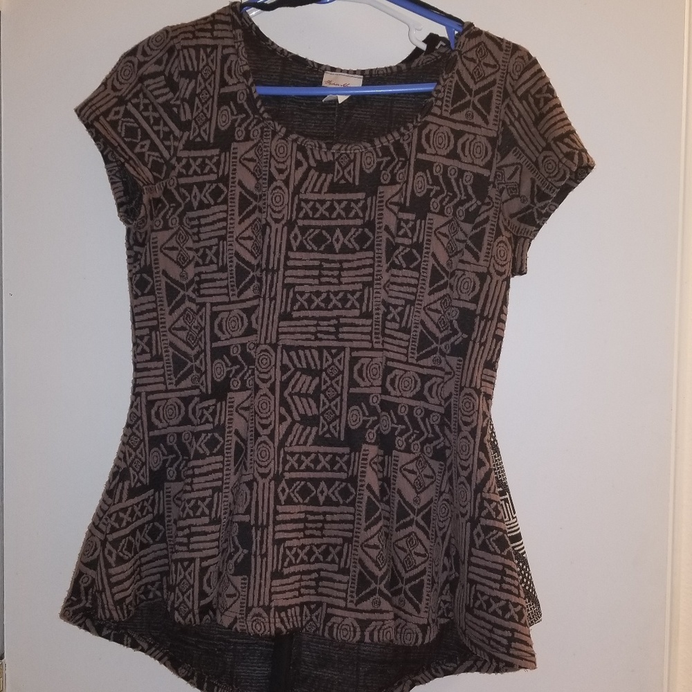 🔴2/$10 Peplum top